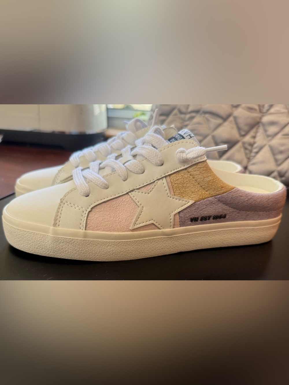 Vintage Havana Women Sneakers White Pink Yellow Lavender Star Slip-On